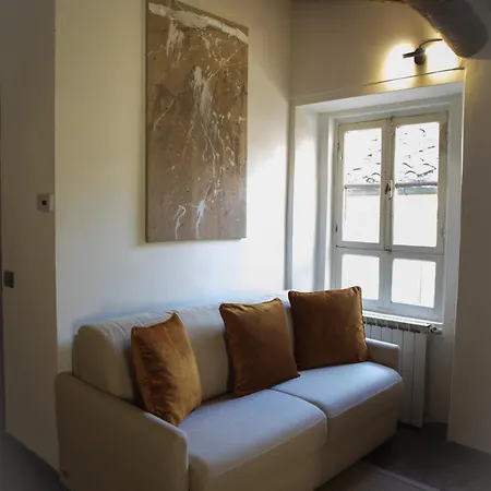 La Mansardina Beccheria 1 Double Bedroom, 1 Sofa Bed Appartamento