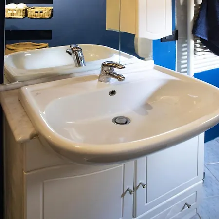 Appartamento La Mansardina Beccheria 1 Double Bedroom, 1 Sofa Bed *